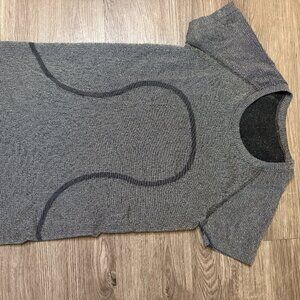 Swiftly Tech Short-Sleeve Shirt 2.0 Hip Length